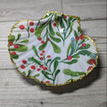 Mistletoe Patterned Scallop Shell