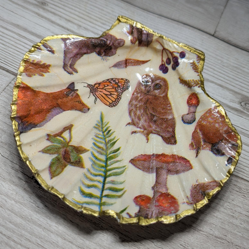 Woodland Animals Scallop Shell