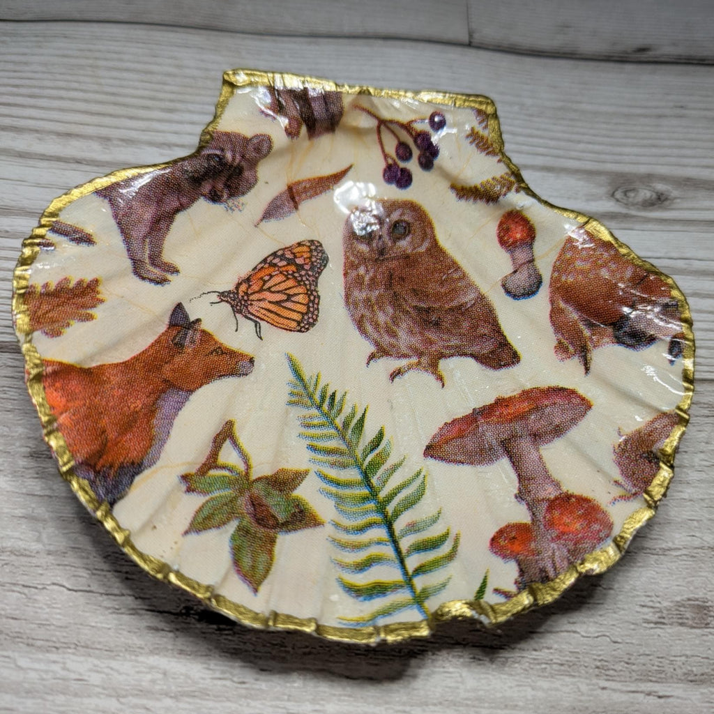Woodland Animals Scallop Shell