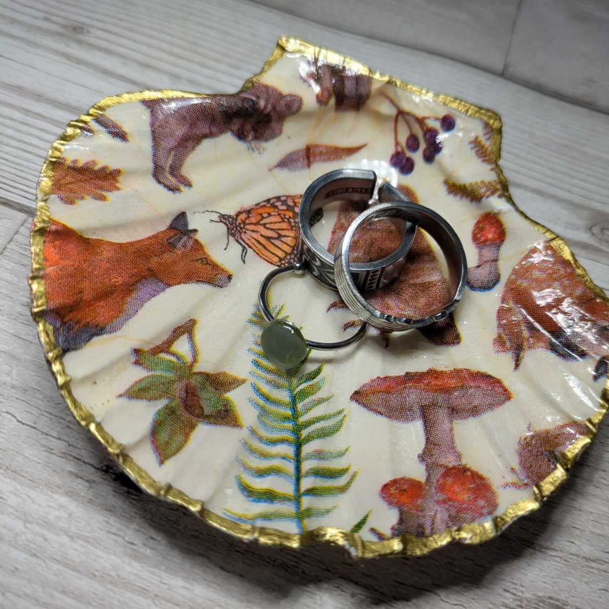 Woodland Animals Scallop Shell