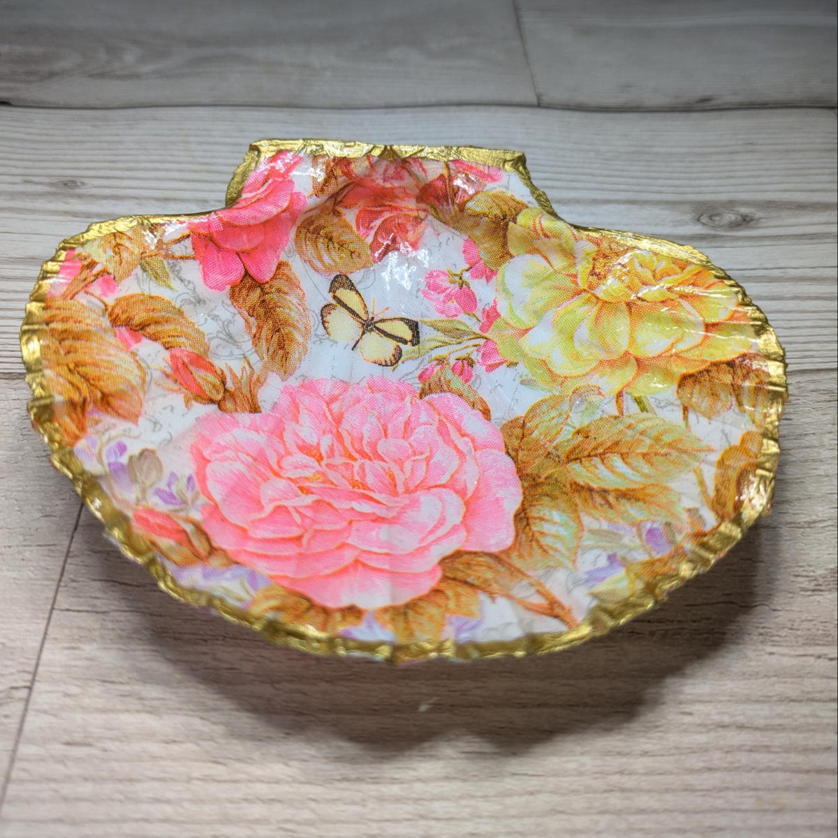 Pink & Yellow Floral Scallop Shell
