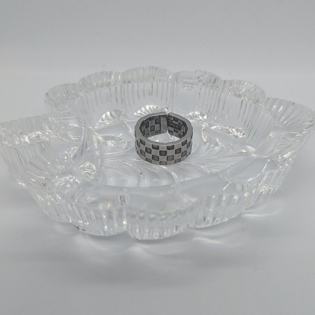 Checker Patterned Spoon Ring