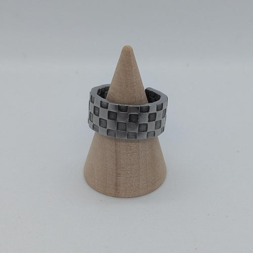 Checker Patterned Spoon Ring