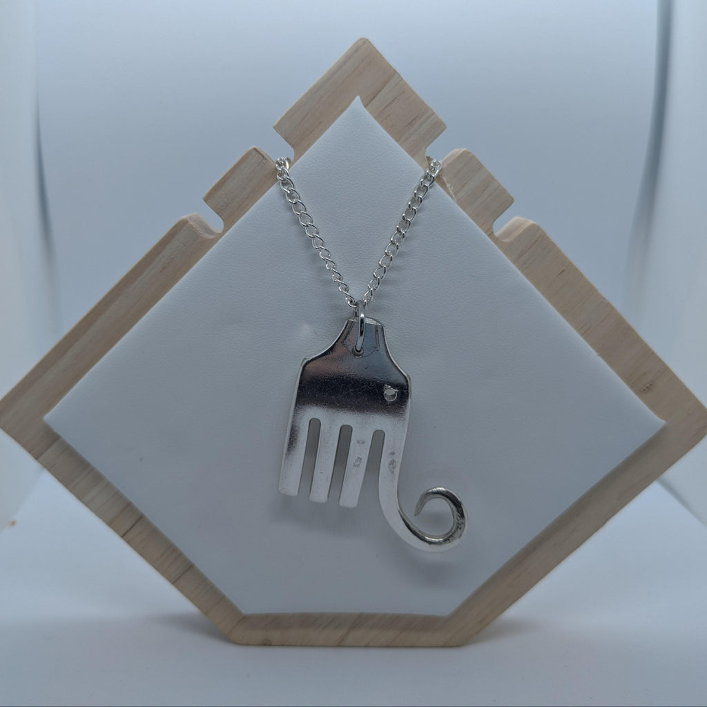 Elephant Pendant Necklace