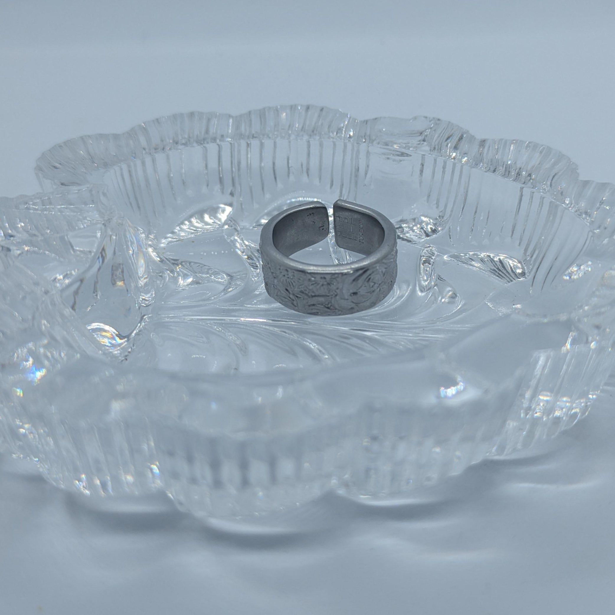 Intricate Flower Pattern Spoon Ring